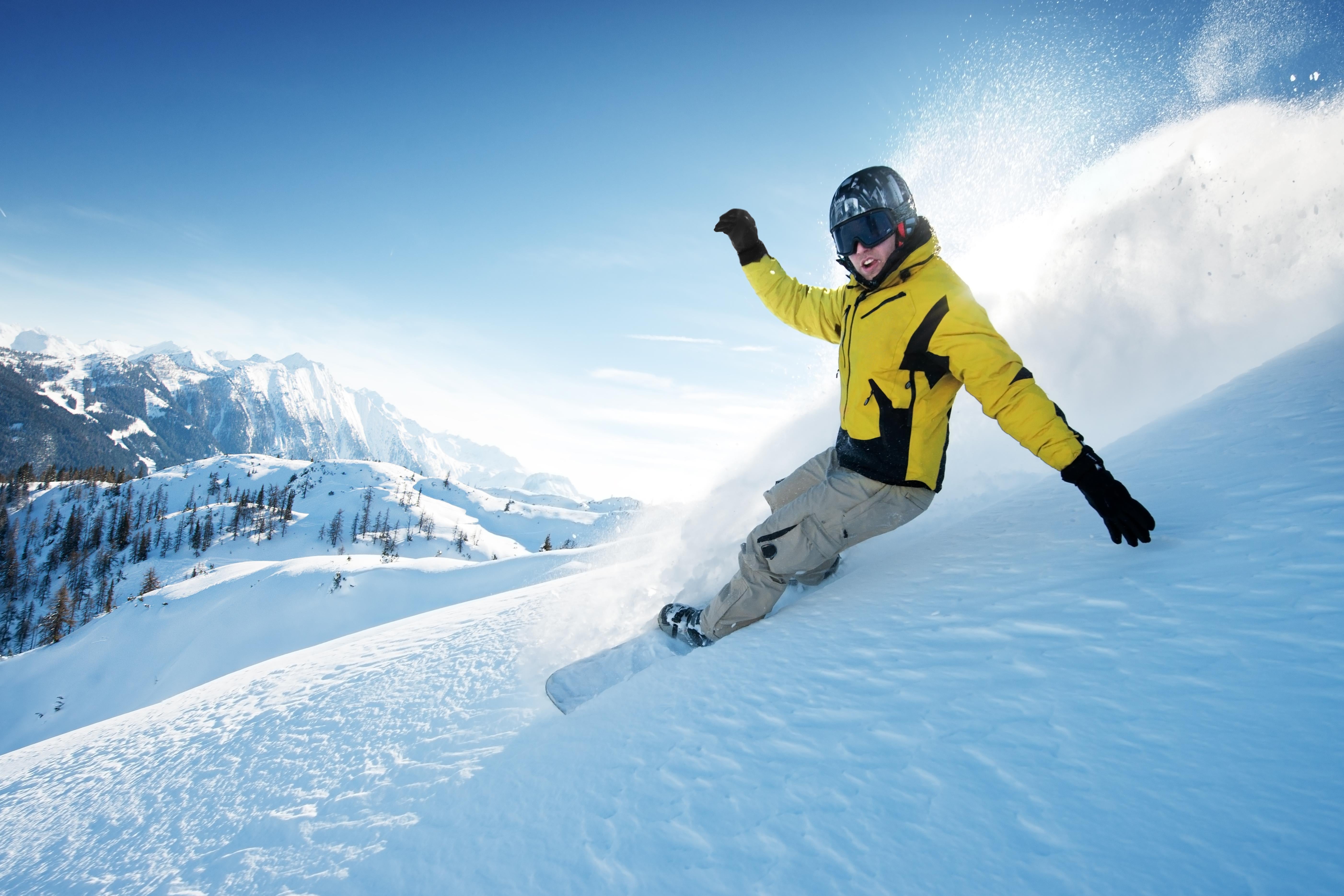 Snowboarding Culture 101: Shredding the Slopes & Living the Lifestyle ...