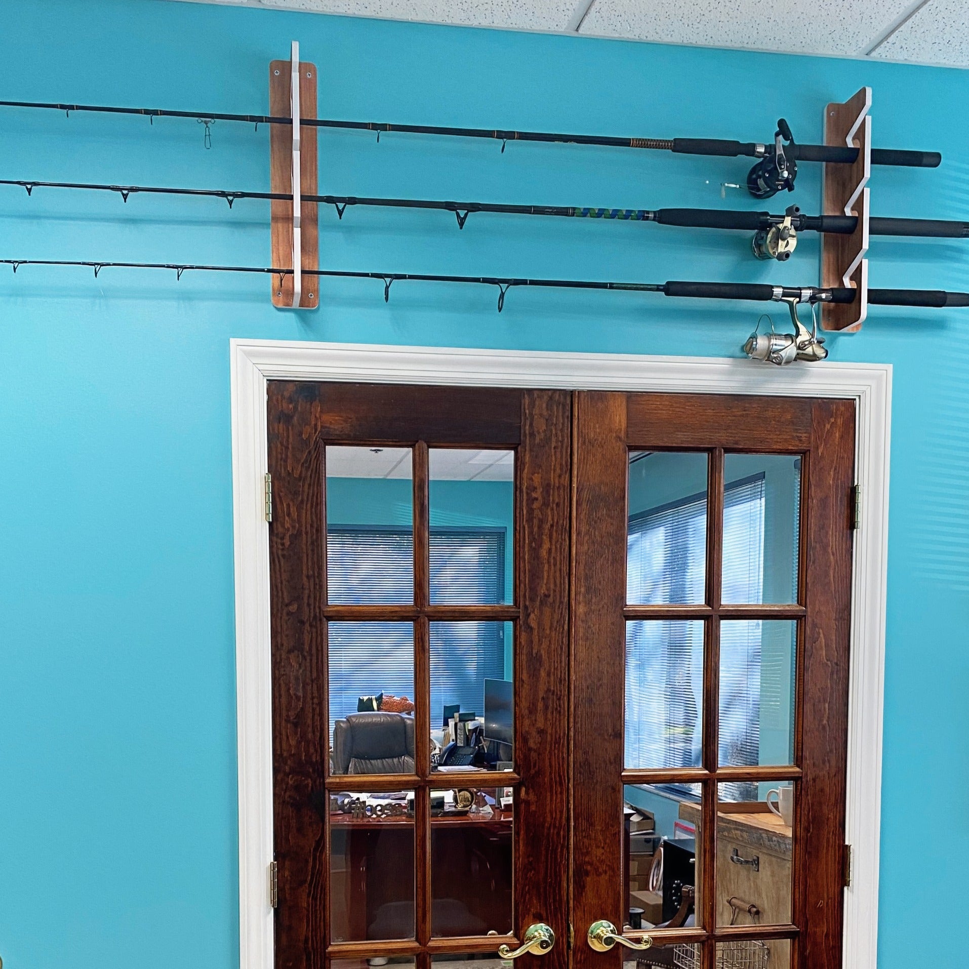 Teak 3-Holder Fishing Rod Rack Set image 2